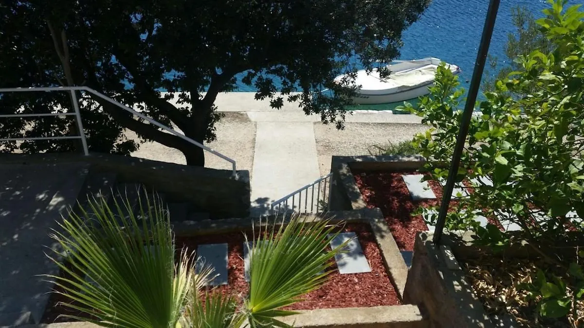 Holiday home Holiday House Jagoda -First Row To The Sea Brbinj