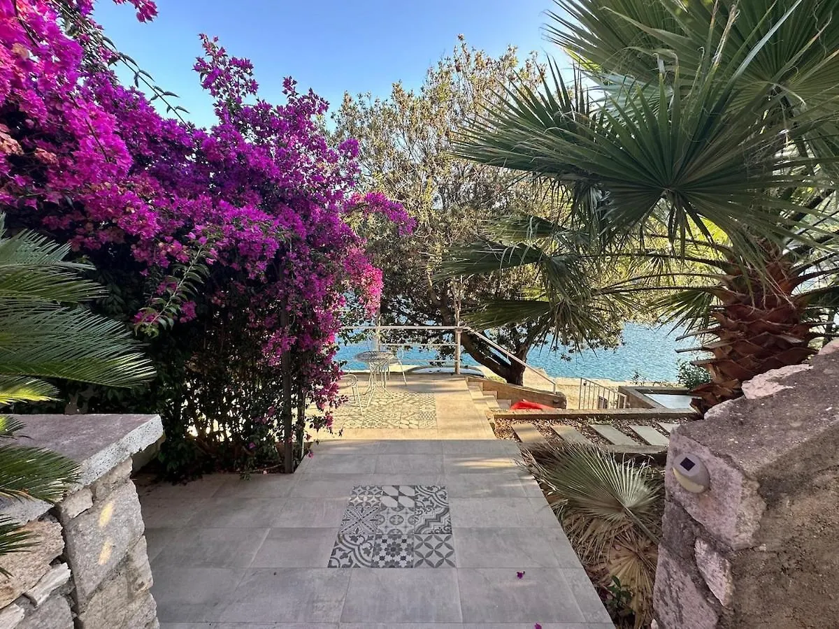 Holiday House Jagoda -First Row To The Sea Brbinj Croatia